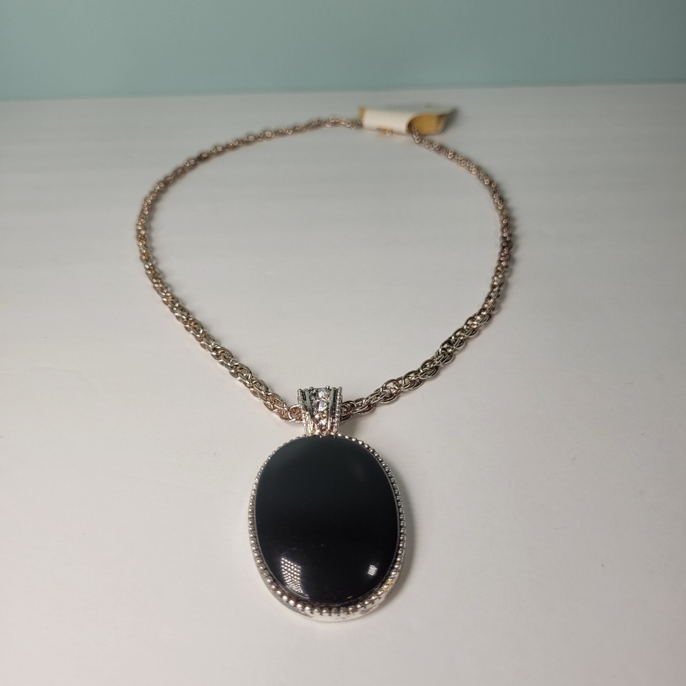 Black Cabochon with Rhinestones and Silvertone Rope Chain Statement Necklace